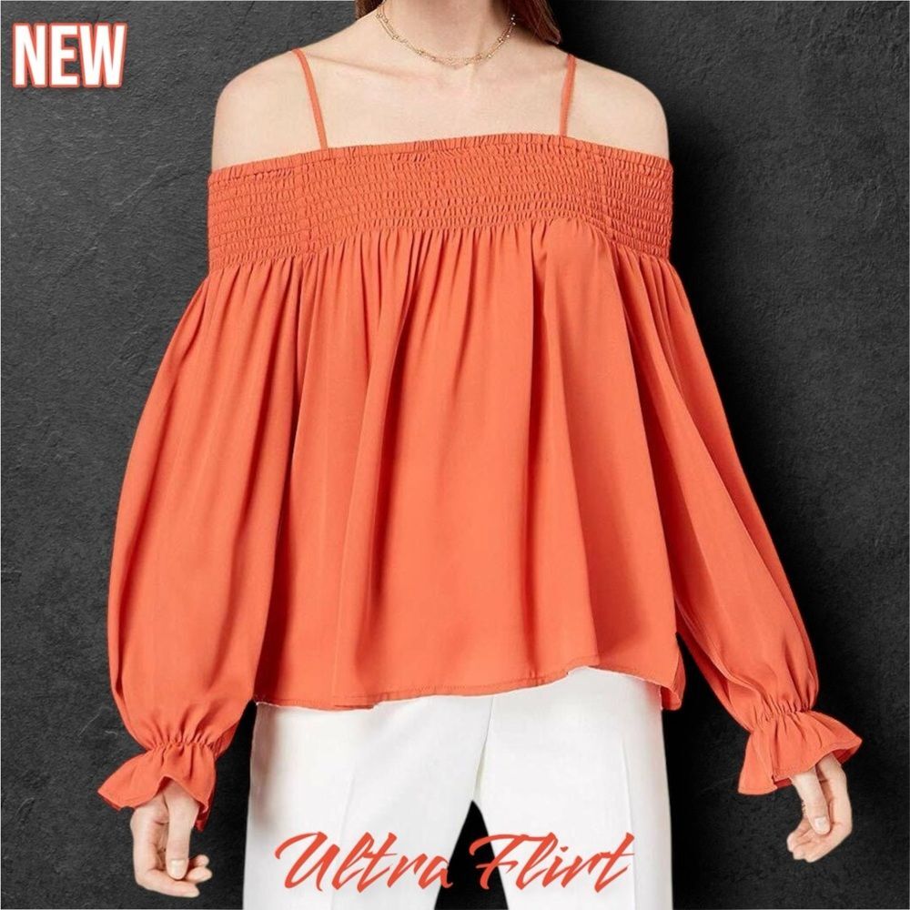 New NWT Ultra Flirt by Ikeddi Womens Smocked Off The Shoulder Top Rust